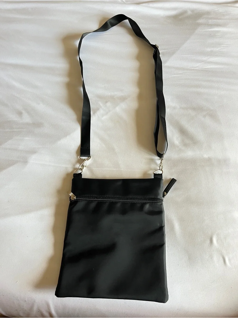 SCANSAFE Black RFID Crossbody Travel Bag Purse Small 8.5